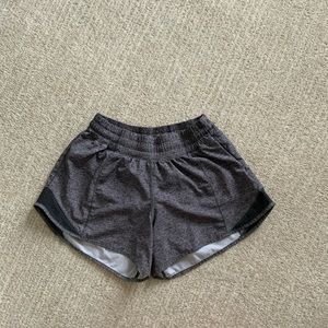 Lululemon Hotty Hot heather grey shorts, size 4
